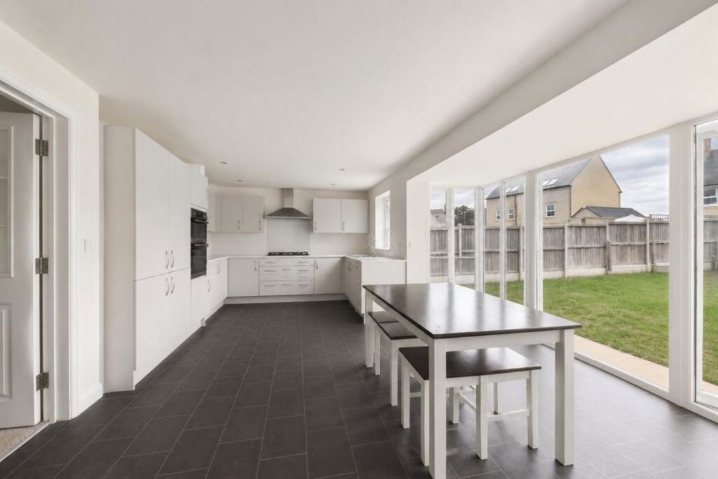 Property image 2 of 17