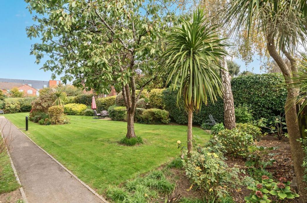 Property image 10 of 14