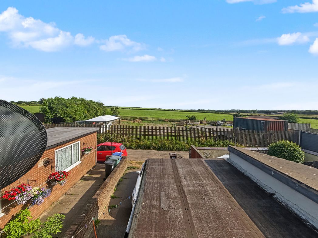 Property image 28 of 34