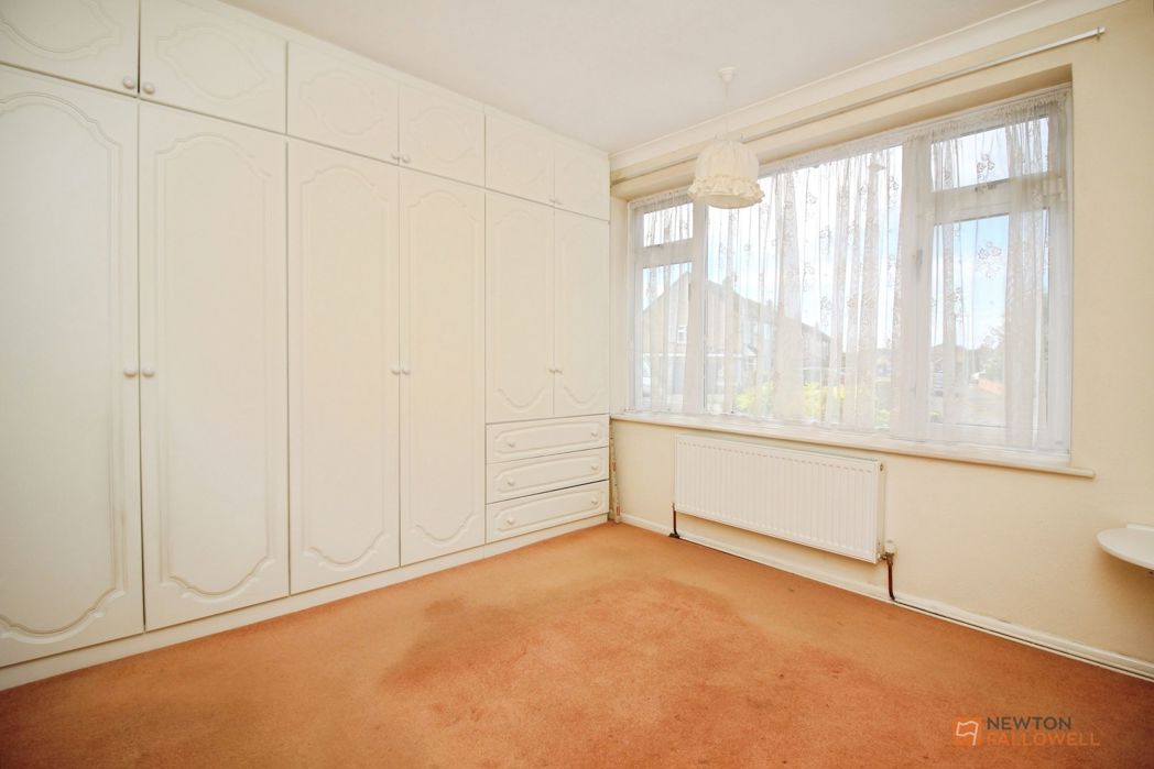 Property image 9 of 54