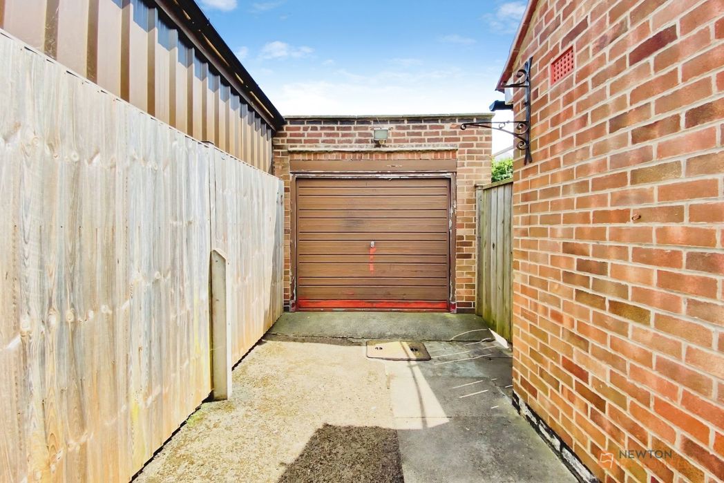 Property image 34 of 54