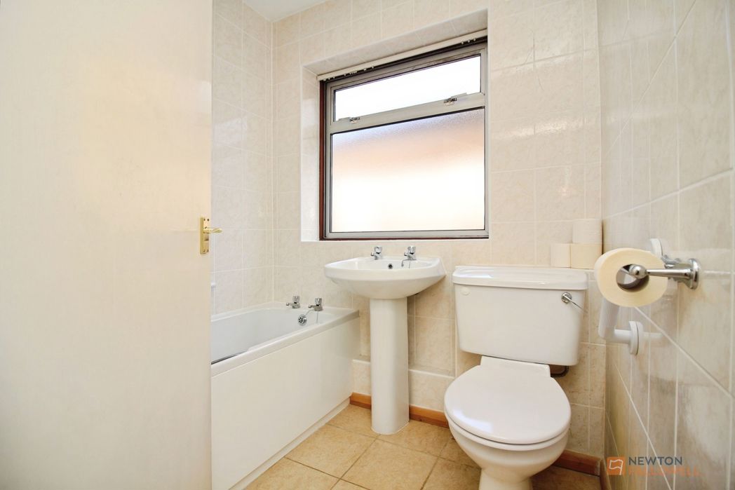 Property image 48 of 54