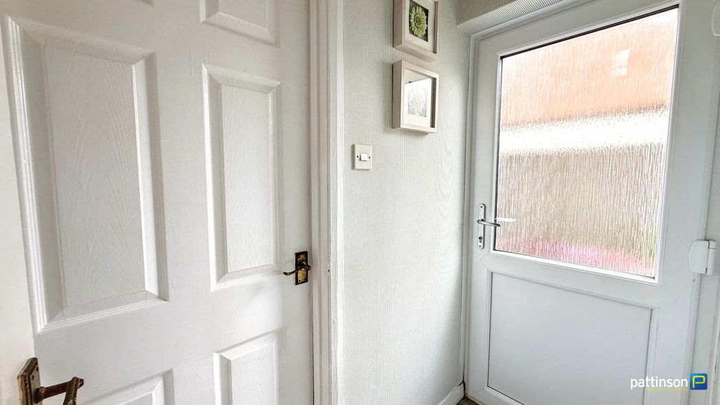 Property image 13 of 32