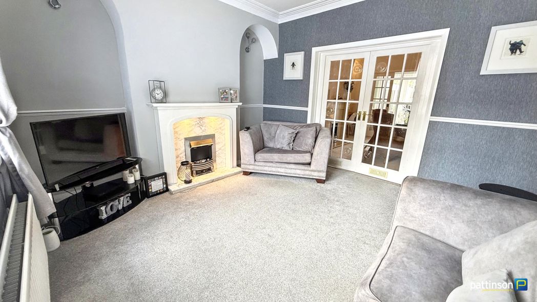 Property image 5 of 32