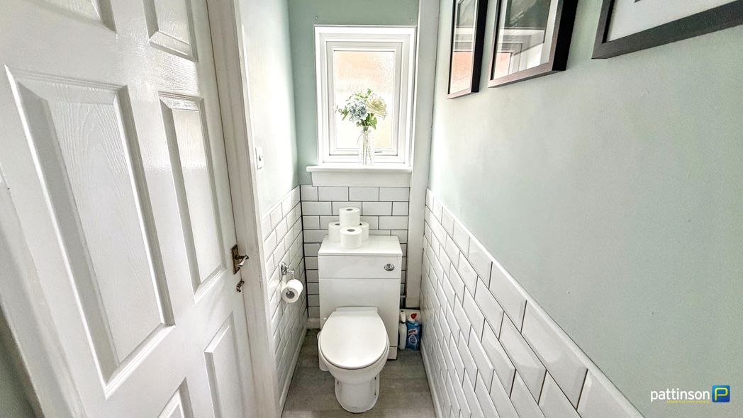 Property image 14 of 32