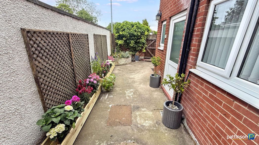 Property image 28 of 32