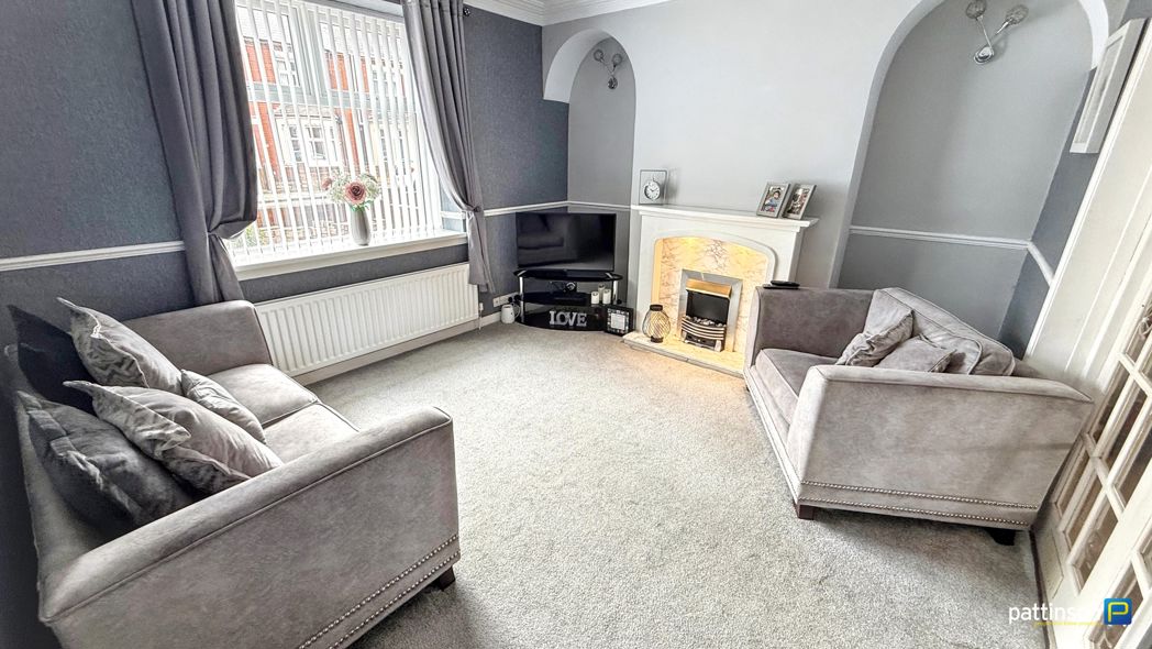 Property image 4 of 32