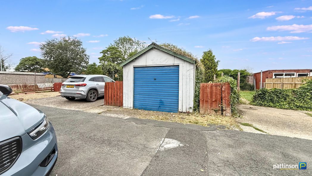 Property image 32 of 32