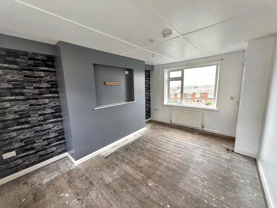 Property image 2 of 8
