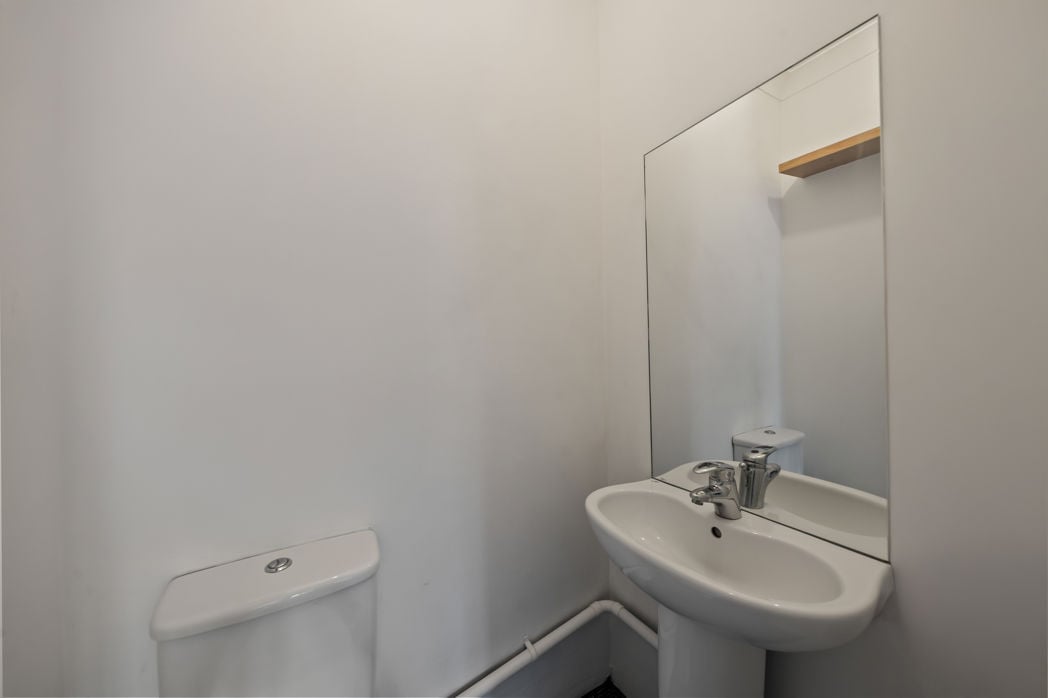 Property image 12 of 20