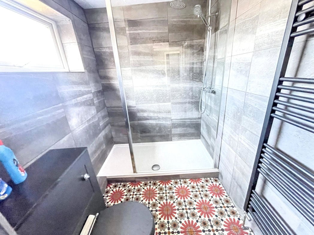 Property image 4 of 7