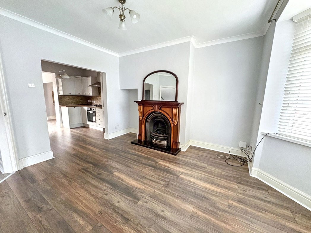 Property image 2 of 14