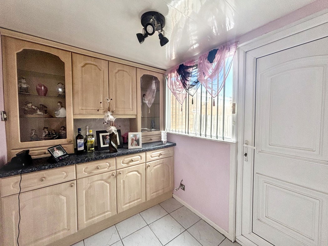 Another Kitchen Image