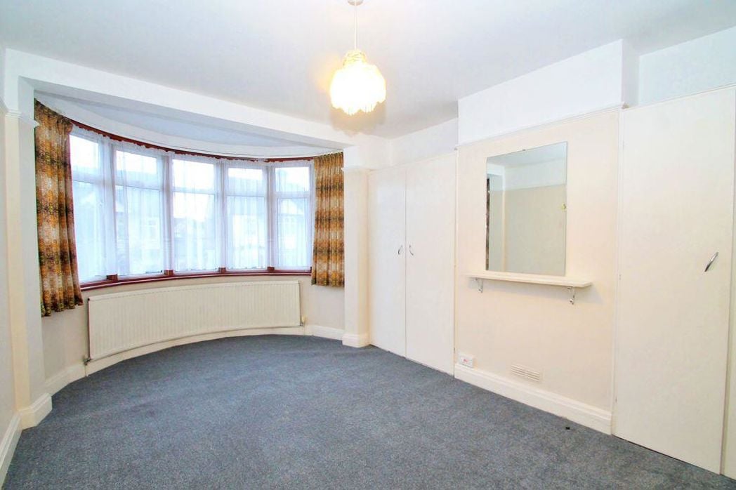 Property image 8 of 14