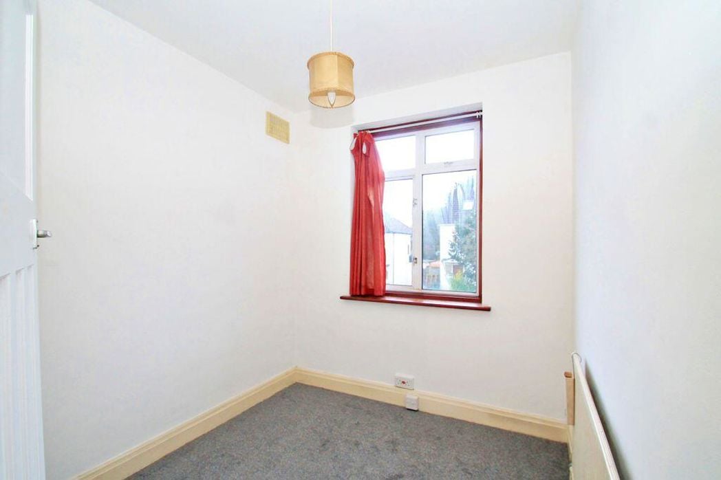 Property image 12 of 14