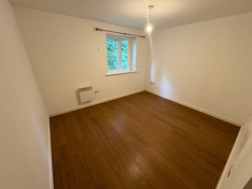 Property image 4 of 7