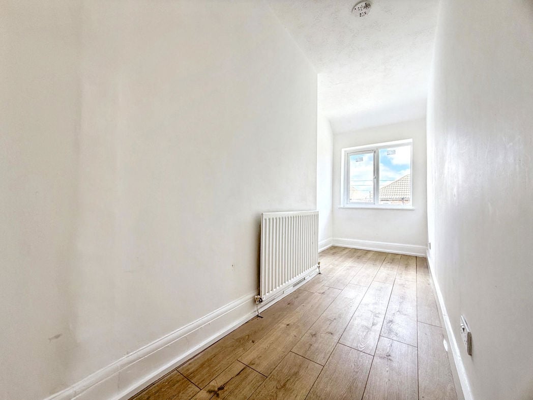 Property image 14 of 19