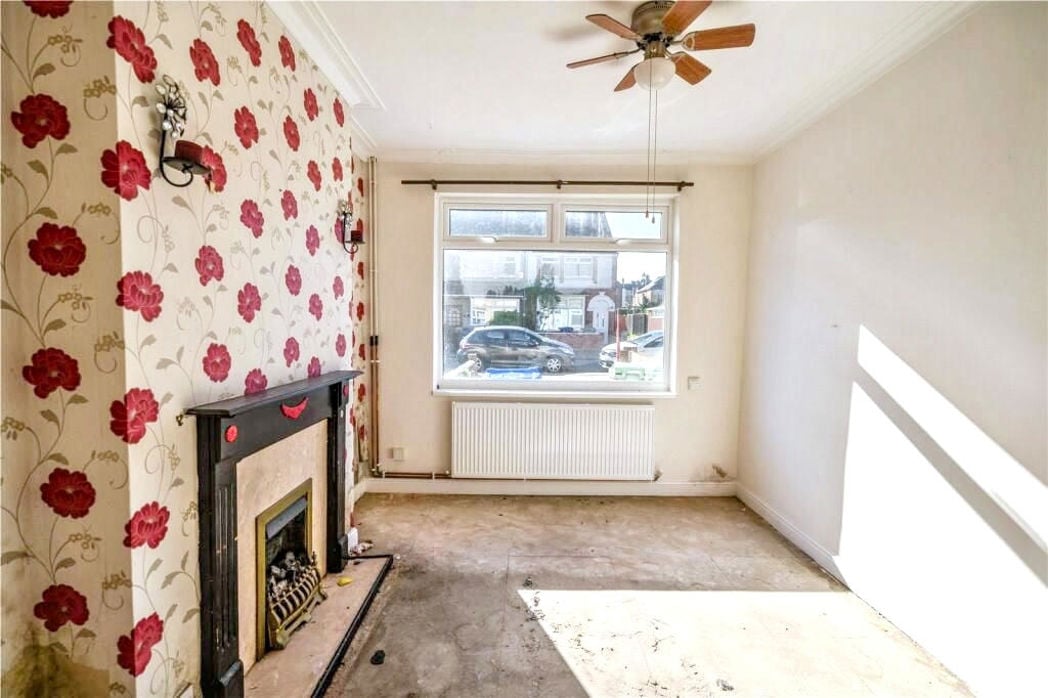 Property image 4 of 16