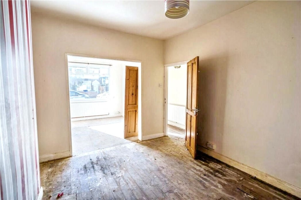 Property image 5 of 16