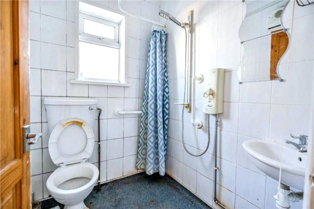Property image 13 of 16
