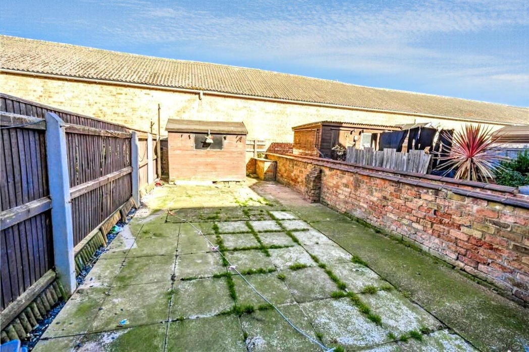 Property image 14 of 16