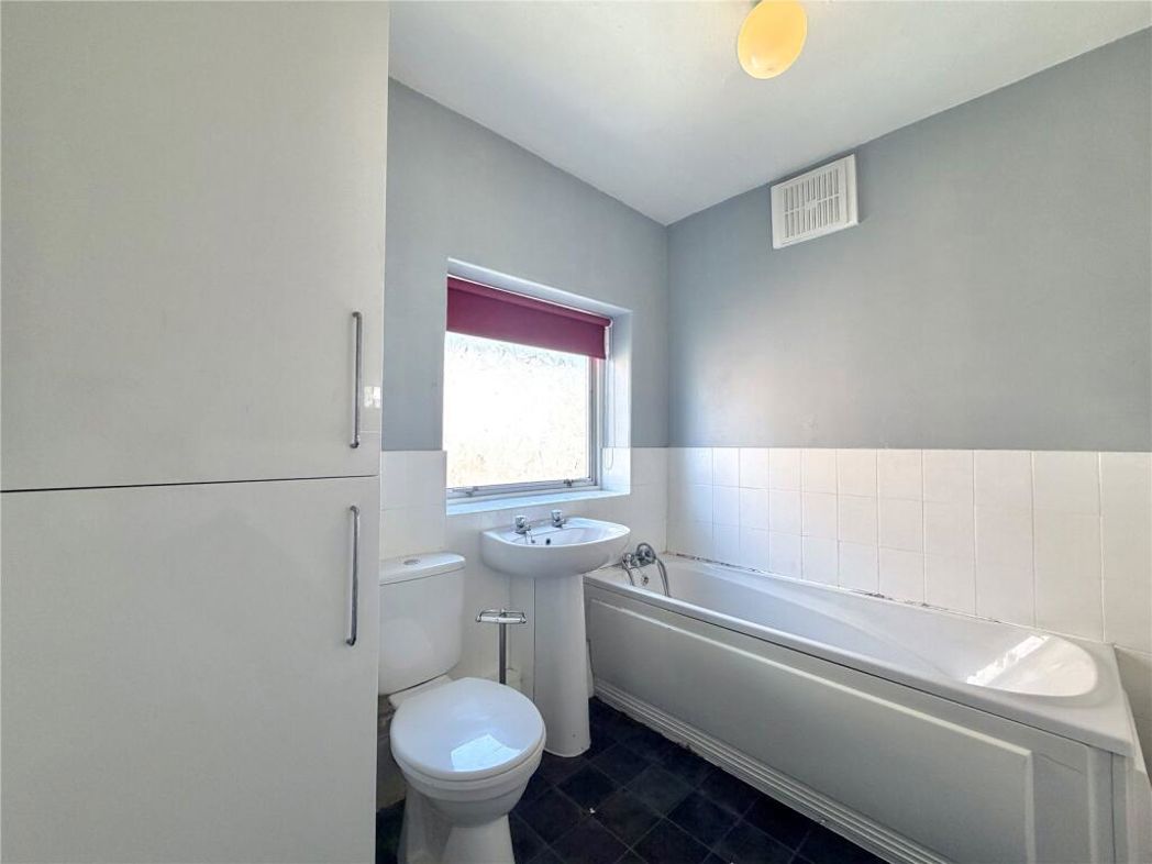Property image 21 of 24