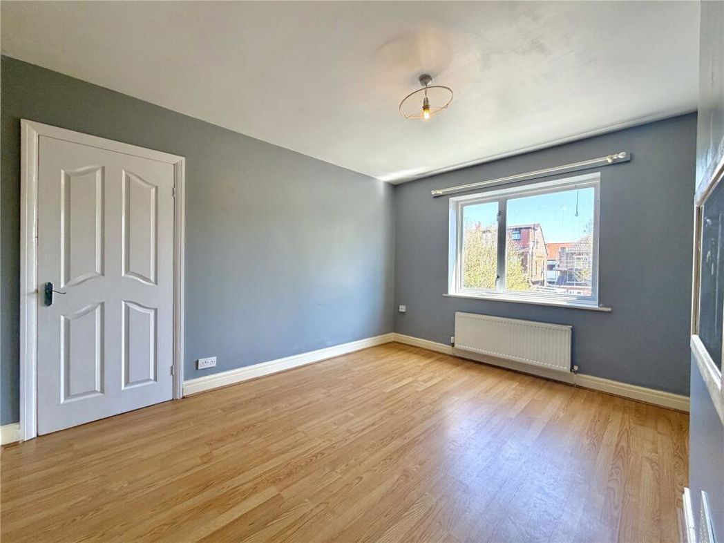 Property image 12 of 24