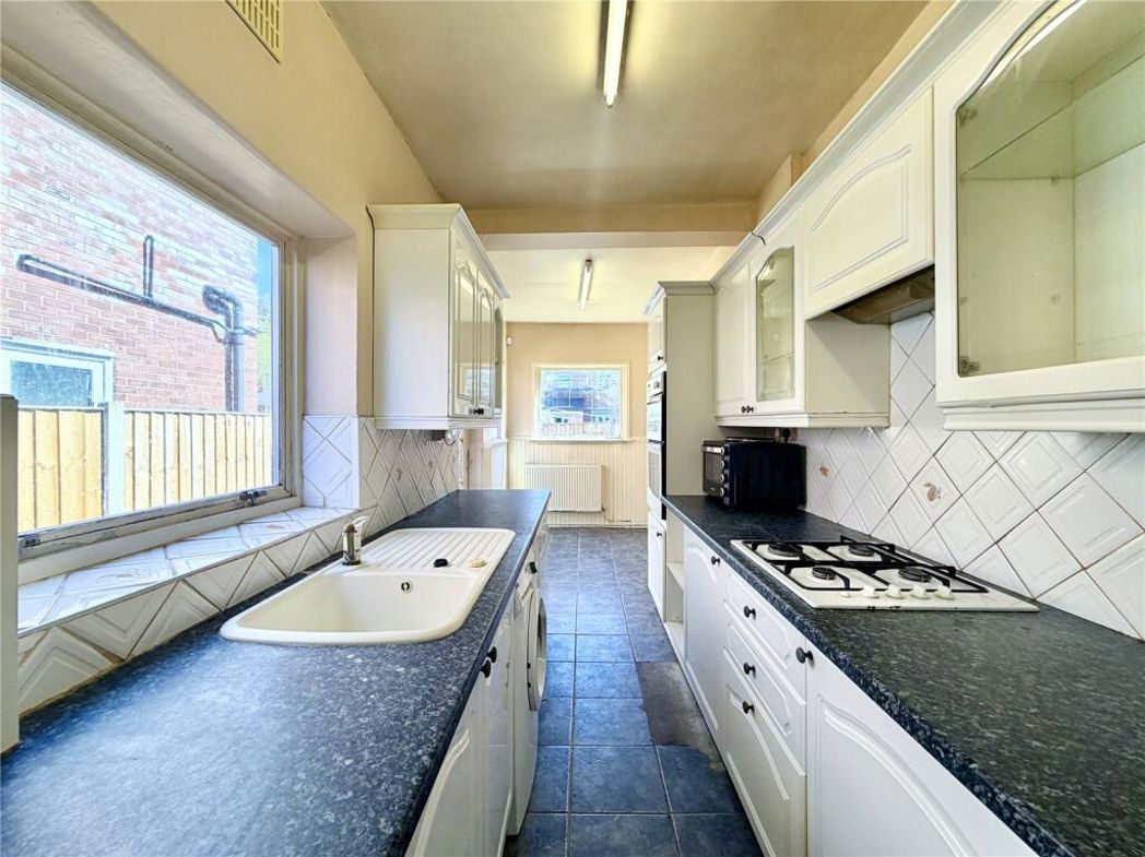Property image 6 of 24