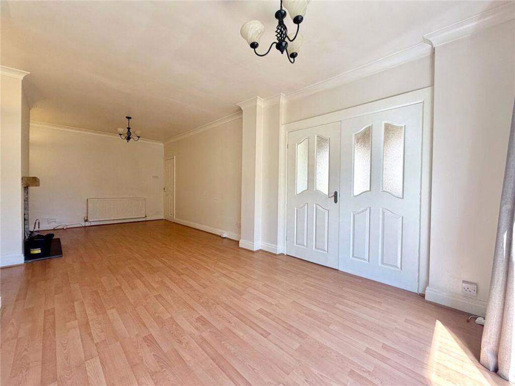 Property image 16 of 24