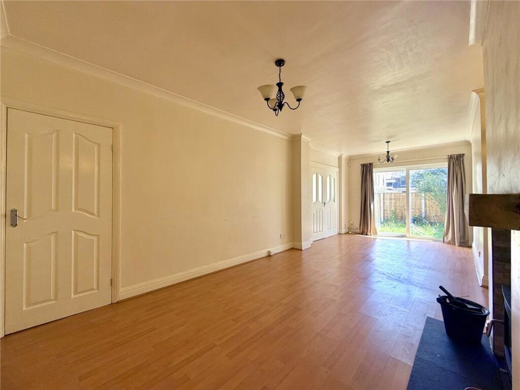 Property image 3 of 24