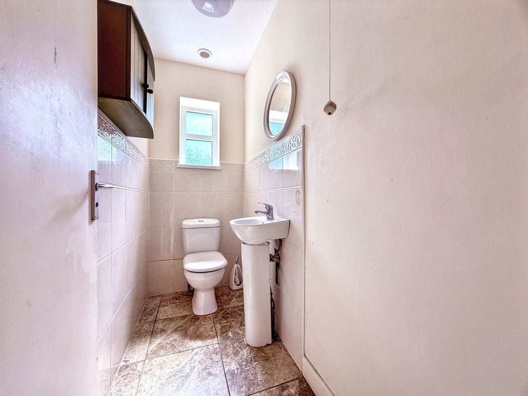 Property image 12 of 33