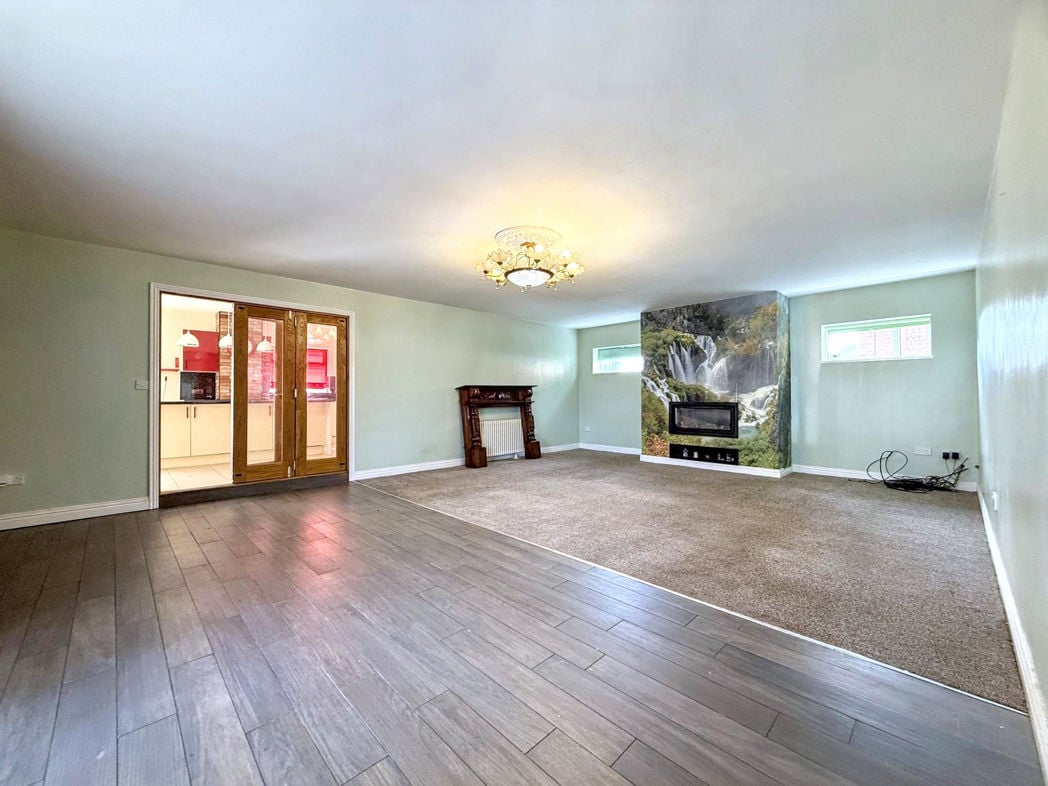 Property image 15 of 33