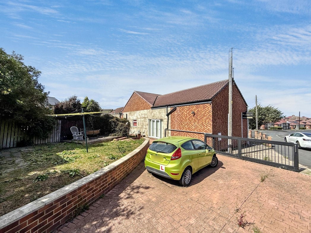 Property image 31 of 33
