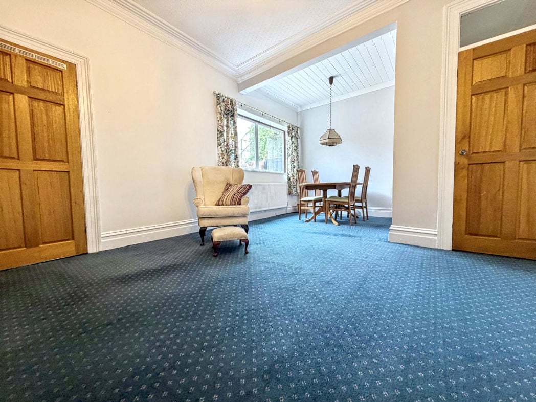 Living/Dining Room
