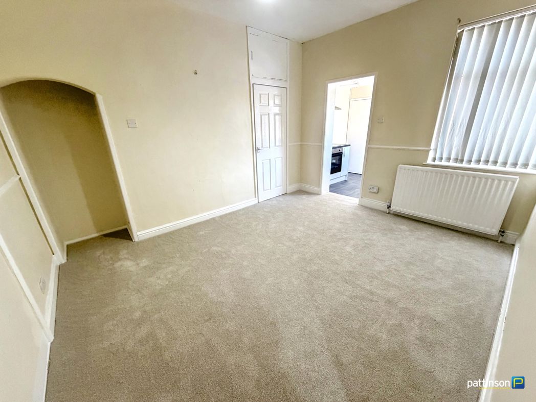 Property image 5 of 9