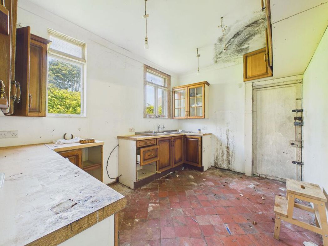 Property image 6 of 26