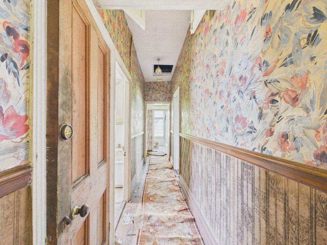 Property image 11 of 26