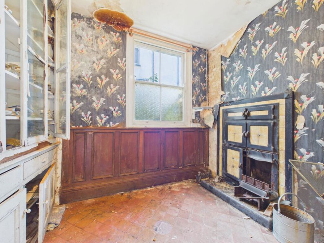 Property image 12 of 26