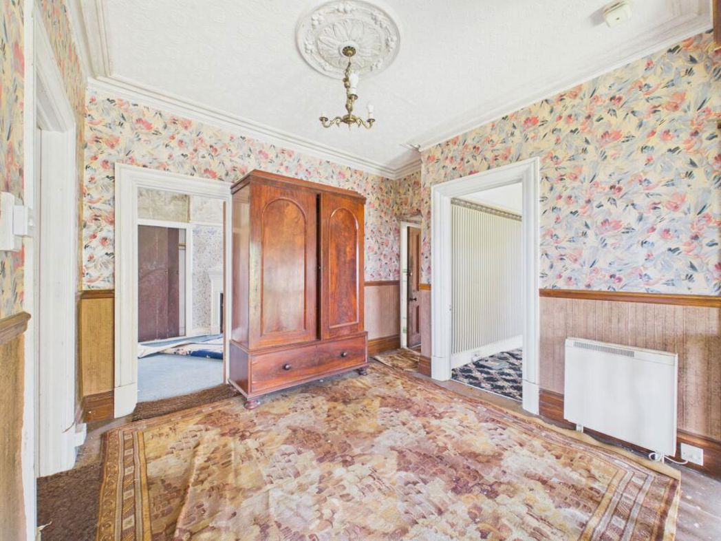 Property image 14 of 26