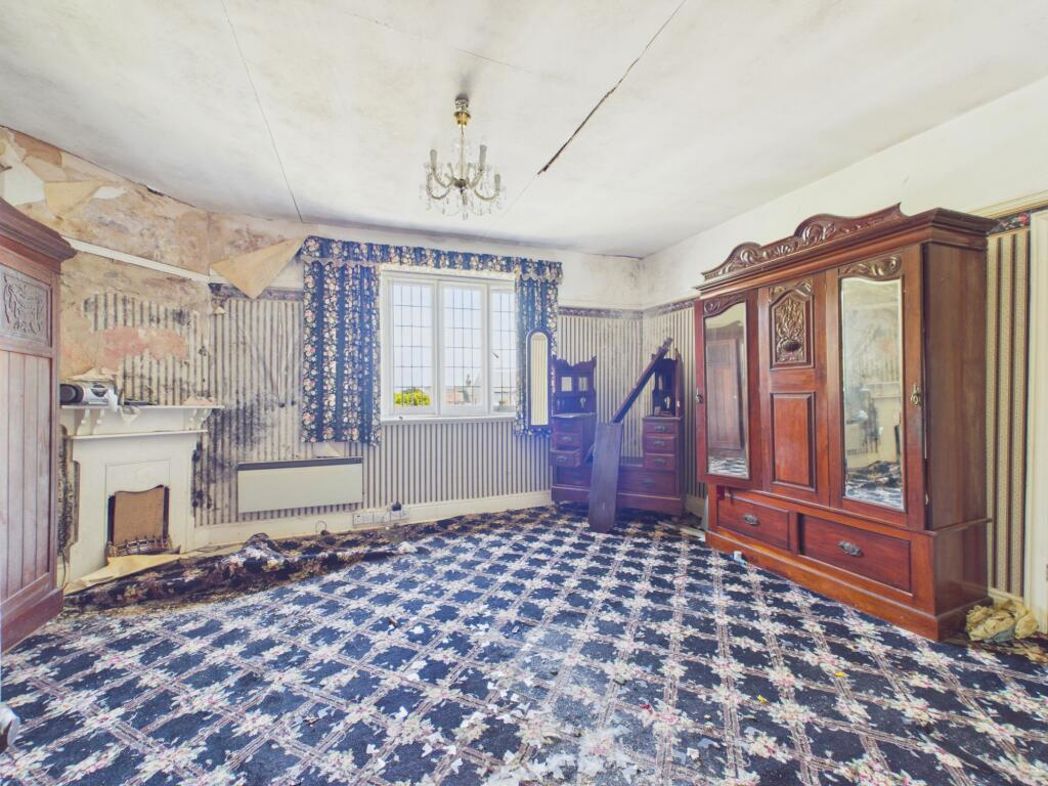 Property image 16 of 26