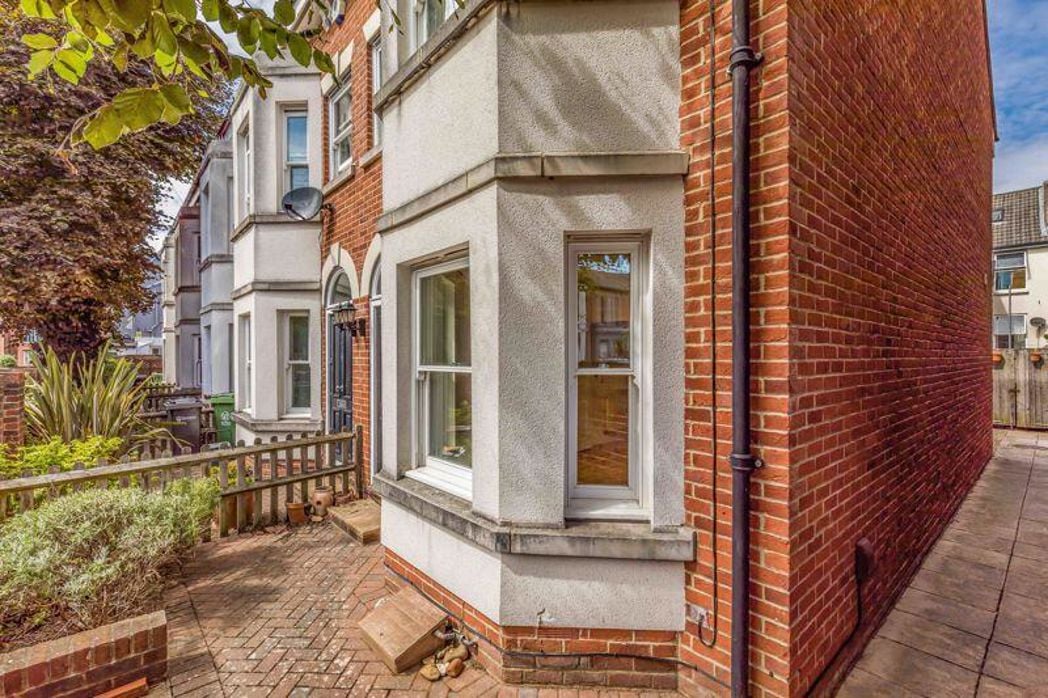 Property image 1 of 27