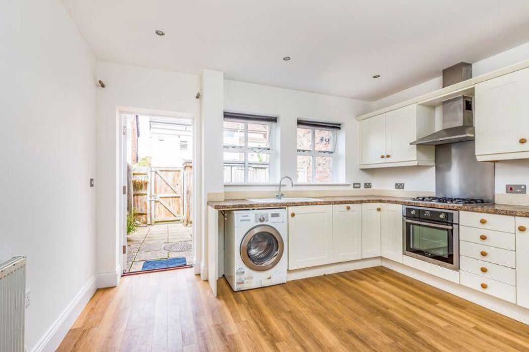 Property image 3 of 27