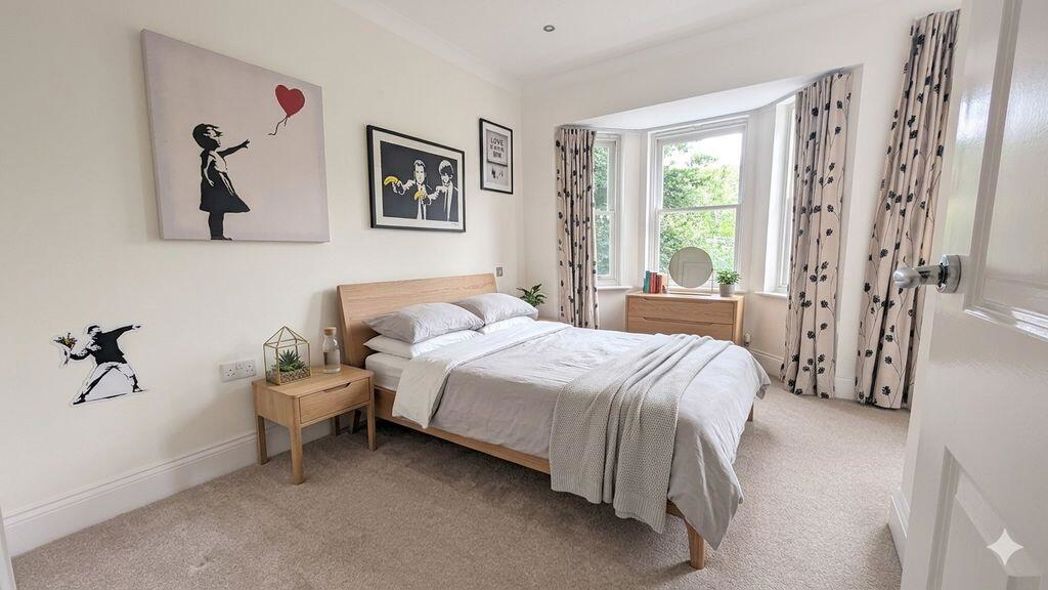 Property image 4 of 27