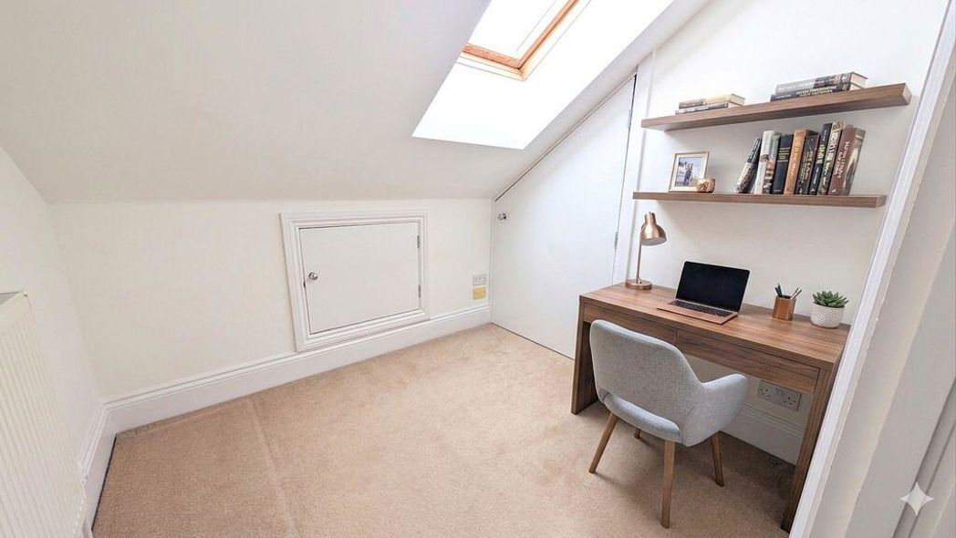 Property image 6 of 27