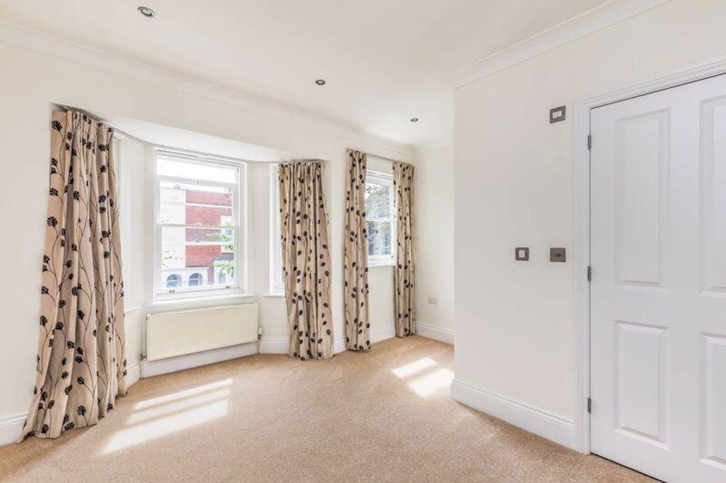 Property image 7 of 27
