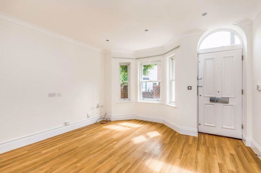 Property image 14 of 27