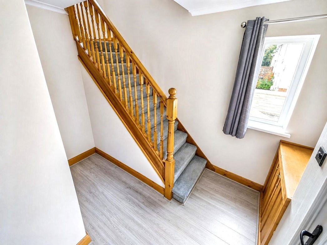 Property image 11 of 21
