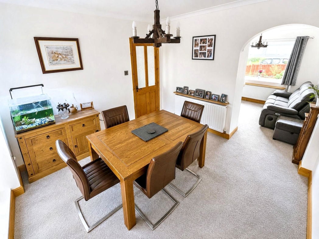 Property image 5 of 21
