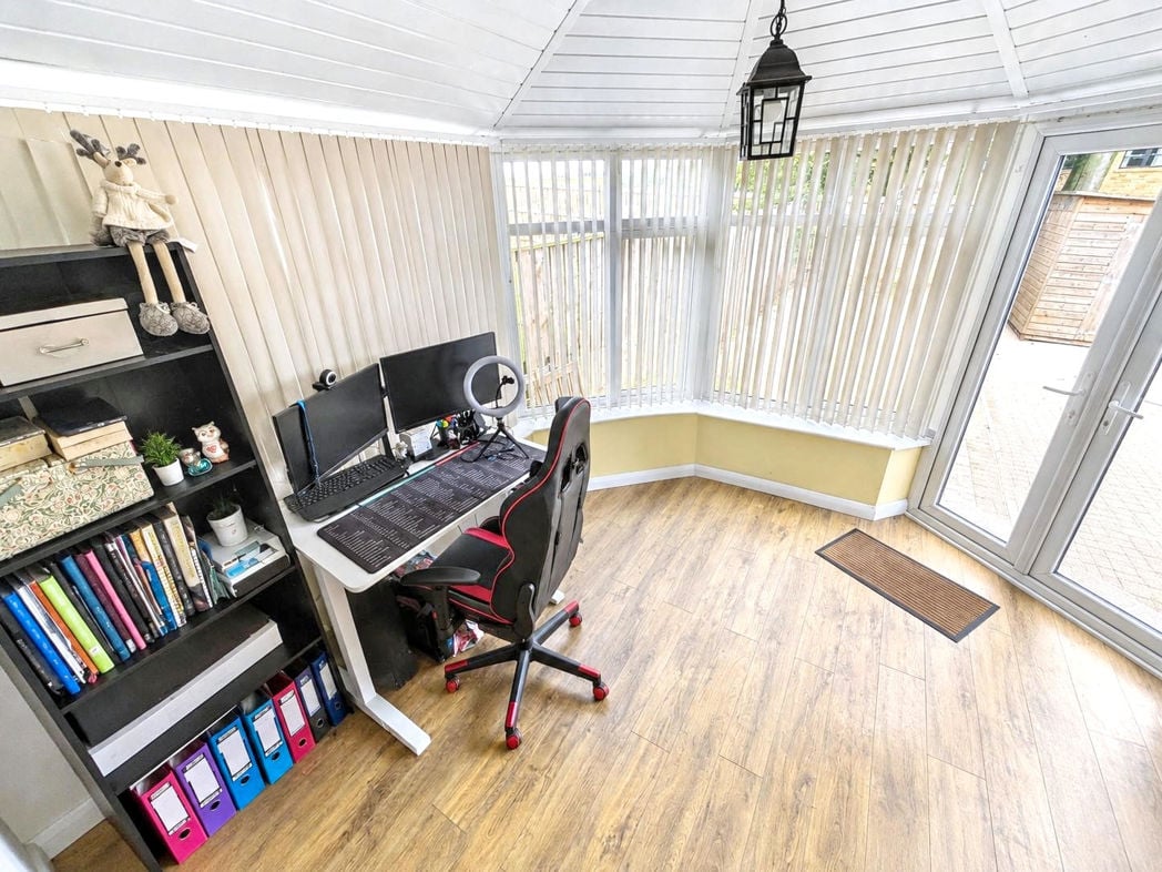 Property image 9 of 21