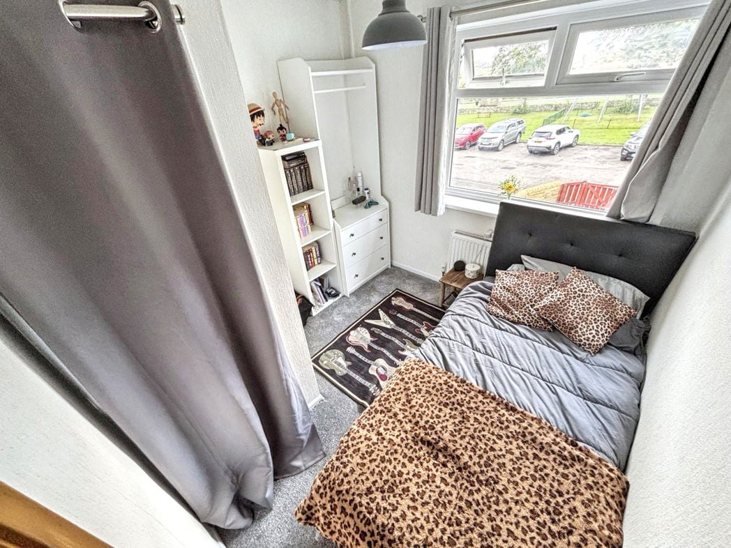 Property image 16 of 21